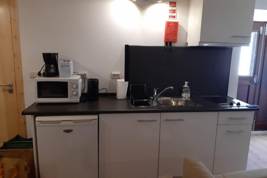 Aurora Papas Apartman Provesende Kültér fotó